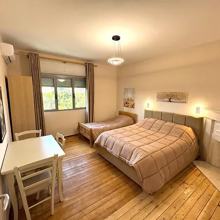 شقة Loft تيرانا